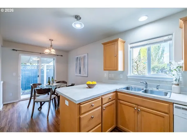 $425,000 | 1825 Southwest Easy Street, Corvallis, OR 97333