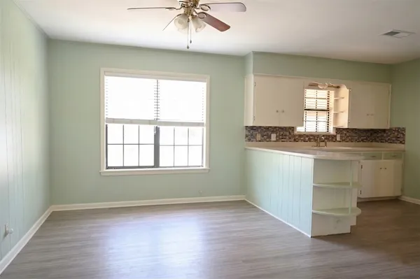 $222,500 | 713 Burleson Street, Brenham, TX 77833