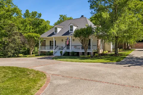 $2,795,000 | 5201 Heathrow Hills Drive, Brentwood, TN 37027