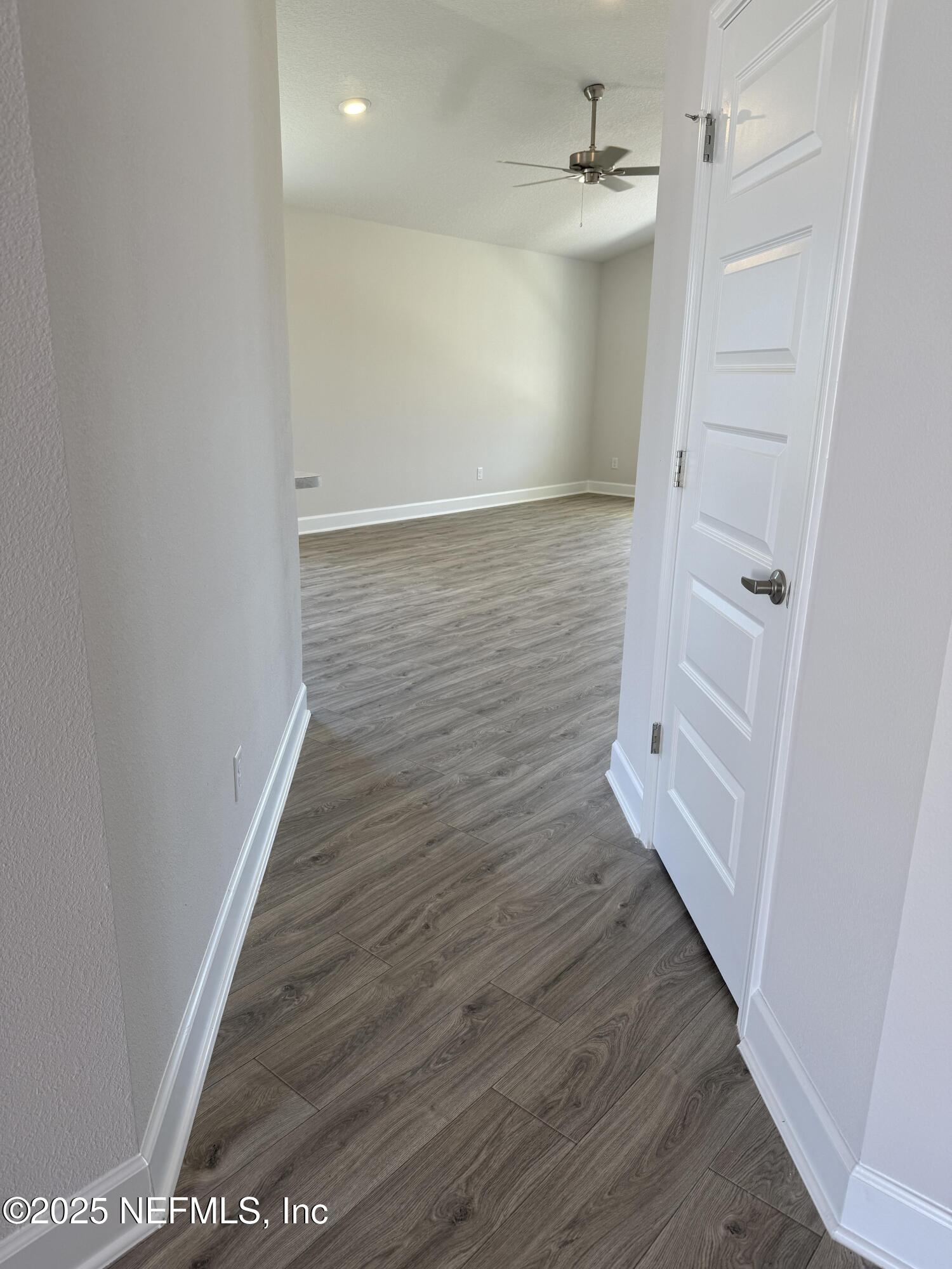8278 Helmsley Boulevard Jacksonville, FL 32219 - Photo 7 of 27 a view of a hallway
