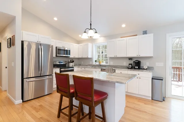 $500,000 | 16 Mill Road, North Brookfield, MA 01535