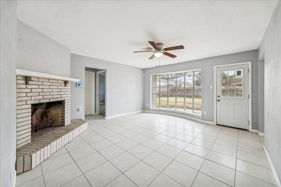 14831 Kaler Road Houston, TX 77060 - Photo 6 of 32