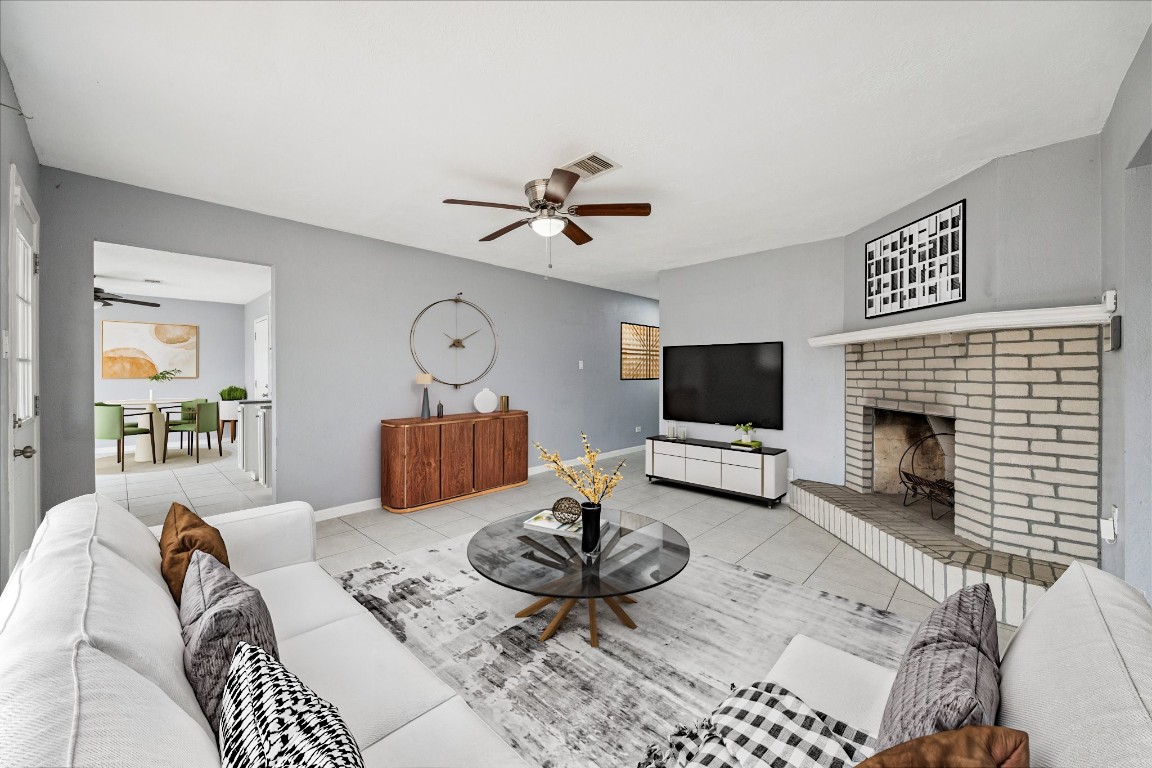 14831 Kaler Road Houston, TX 77060 - Photo 7 of 32 Virtually staged