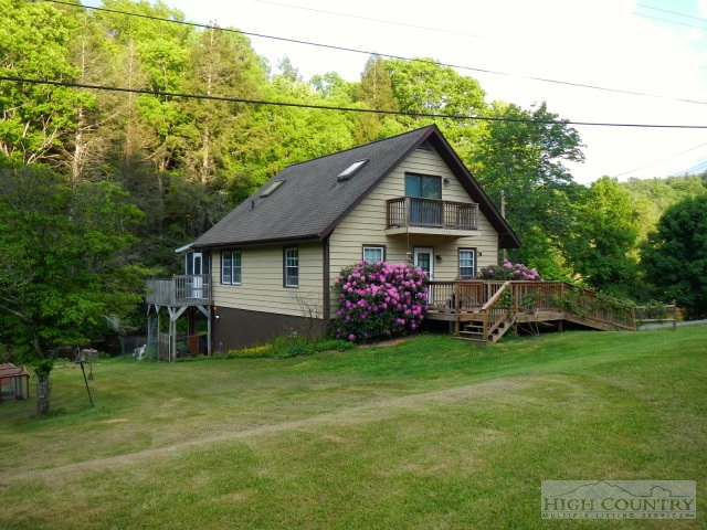 1750 Pine Run Road Boone, NC 28607 - Photo 8 of 15 Gallery Image 8