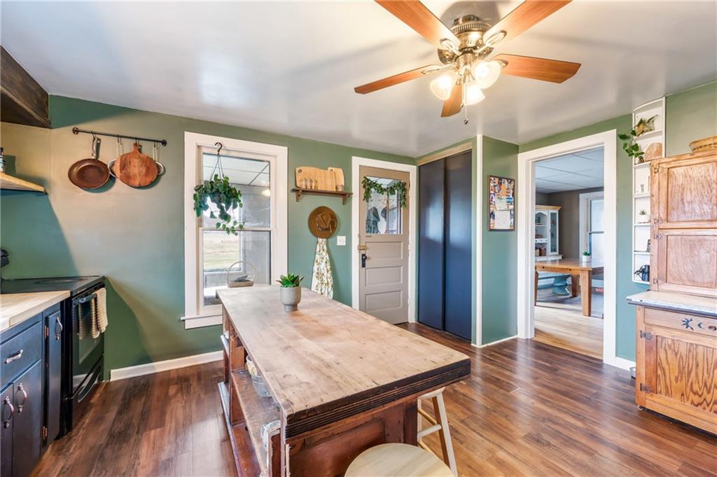 2550 Trout Island Road Hermitage, PA 16148 - Photo 3 of 26 Gallery Image 3