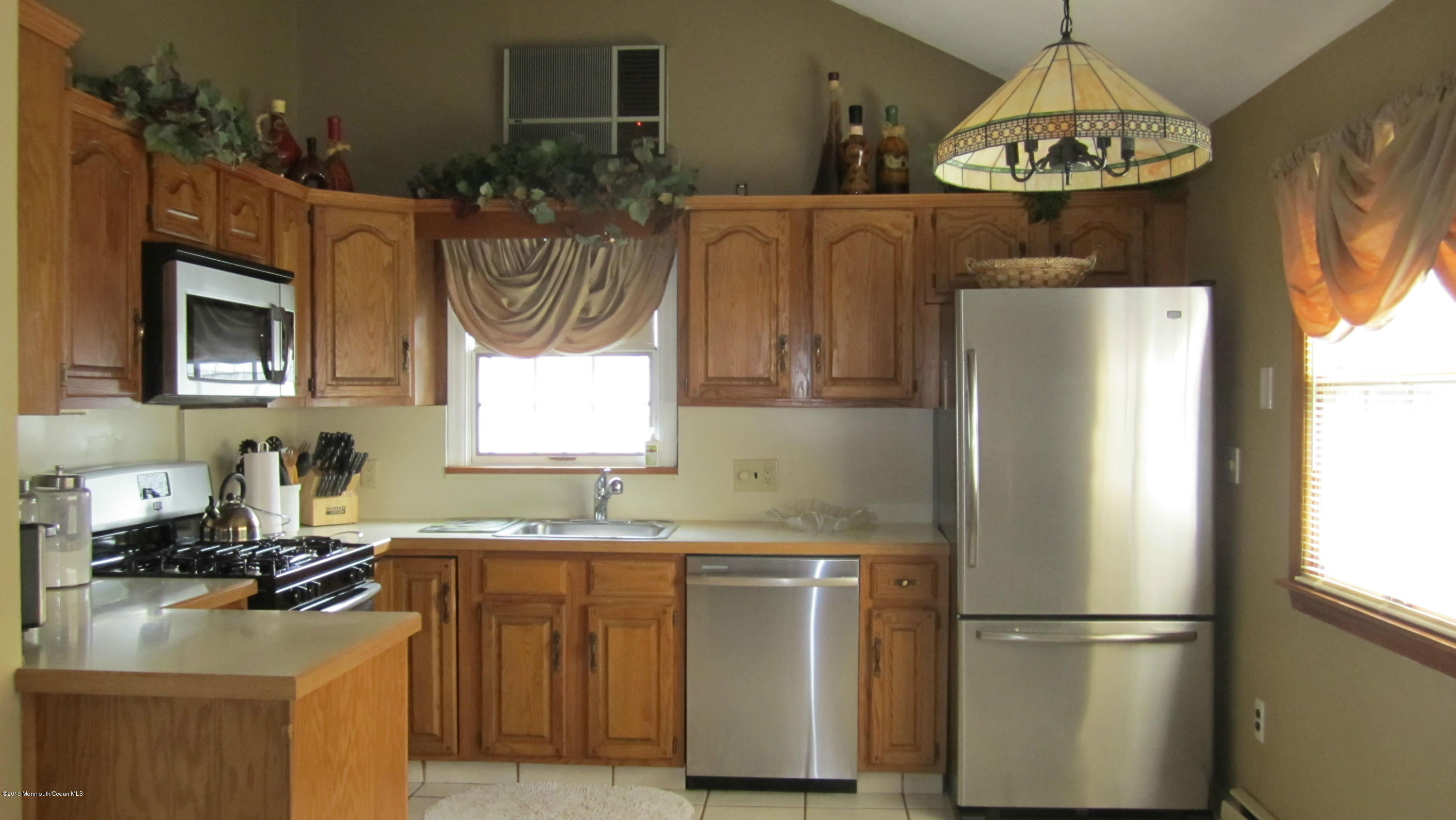 58 Hickory Road Colonia, NJ 07067 - Photo 4 of 22 KIT