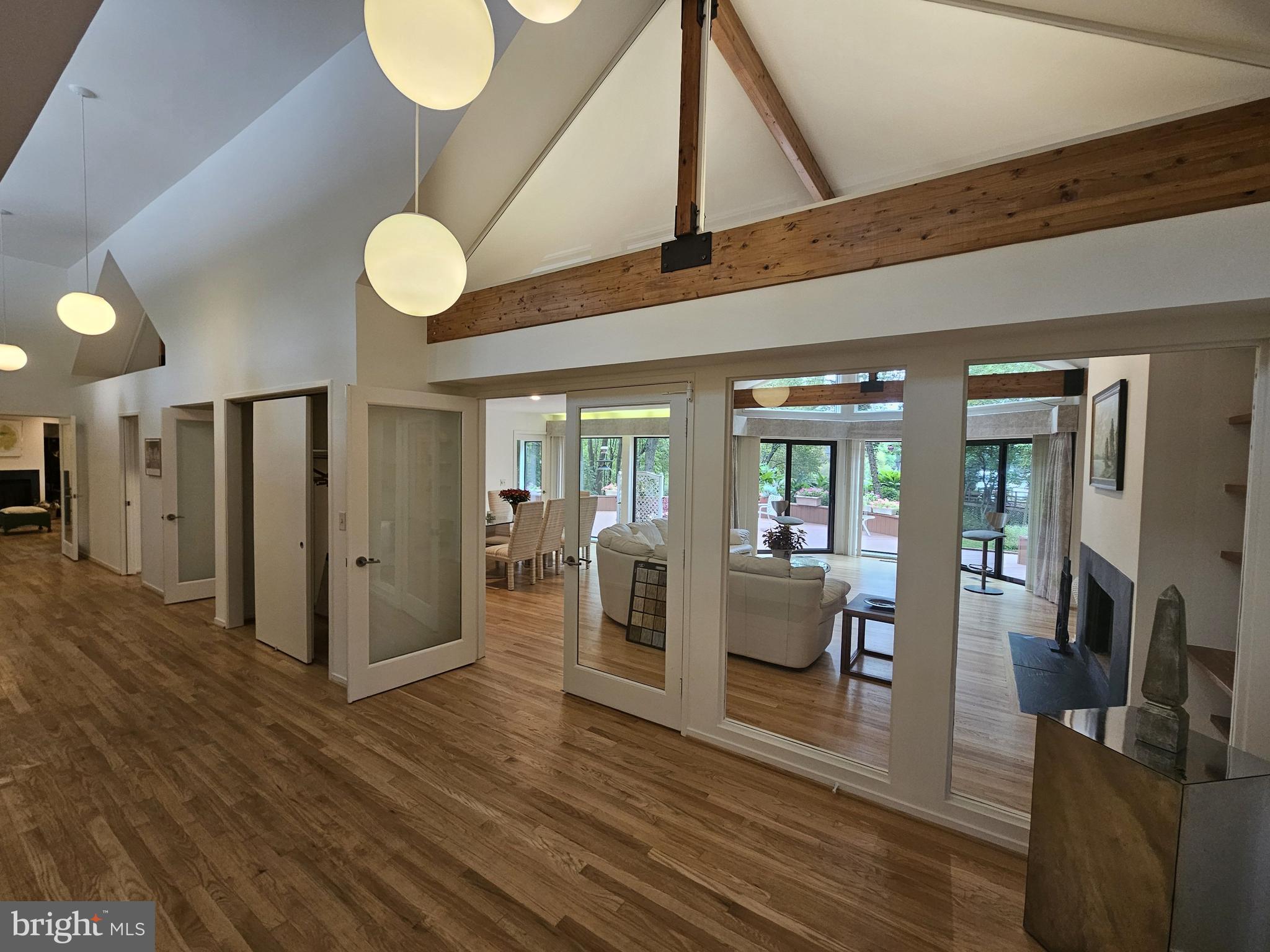 11286 Spyglass Cove Lane Reston, VA 20191 - Photo 3 of 20 Grand Entrance Hall