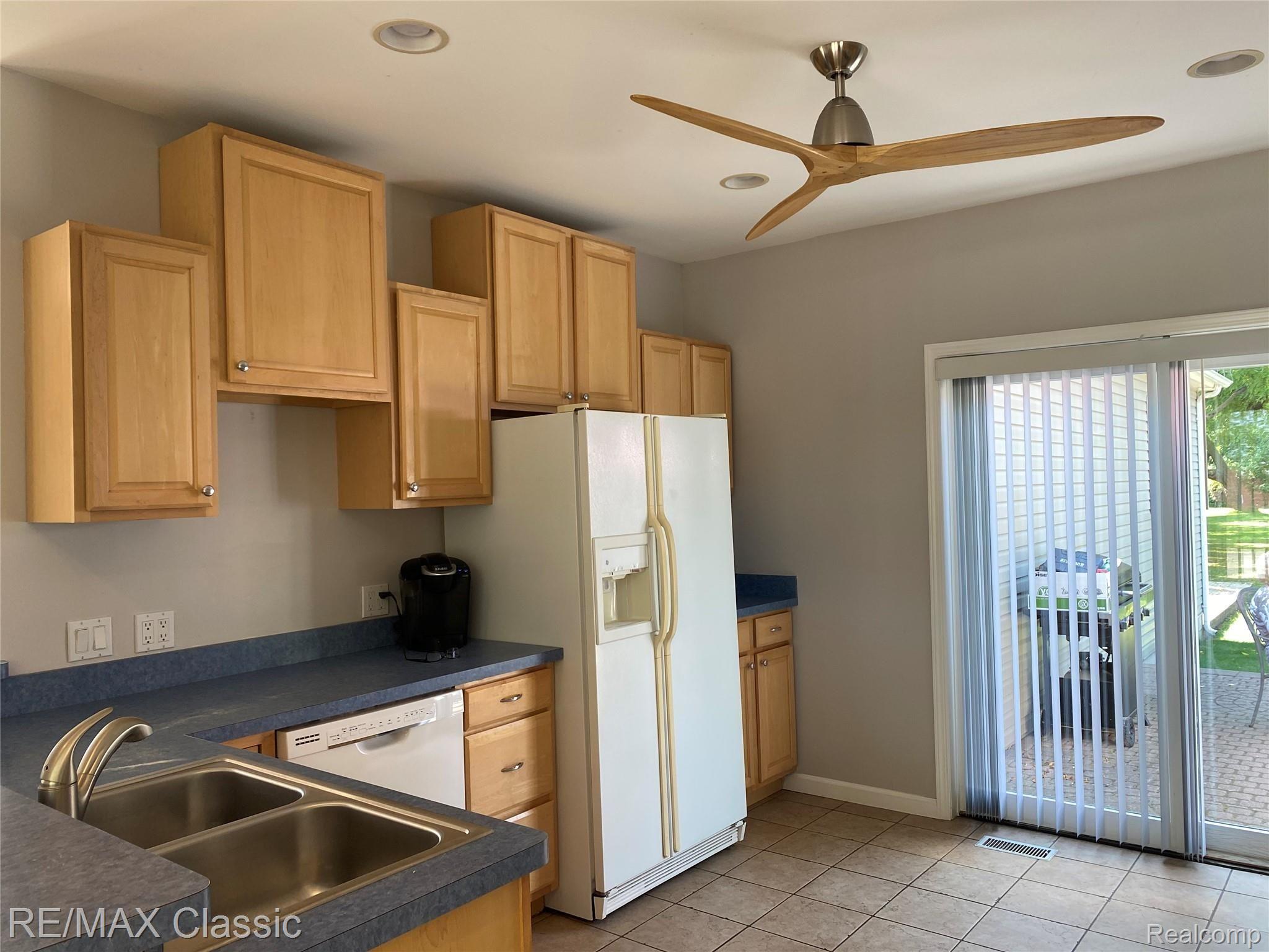 8917 Newburgh Road Livonia, MI 48150 - Photo 9 of 60 B Kitchen 3.jpeg