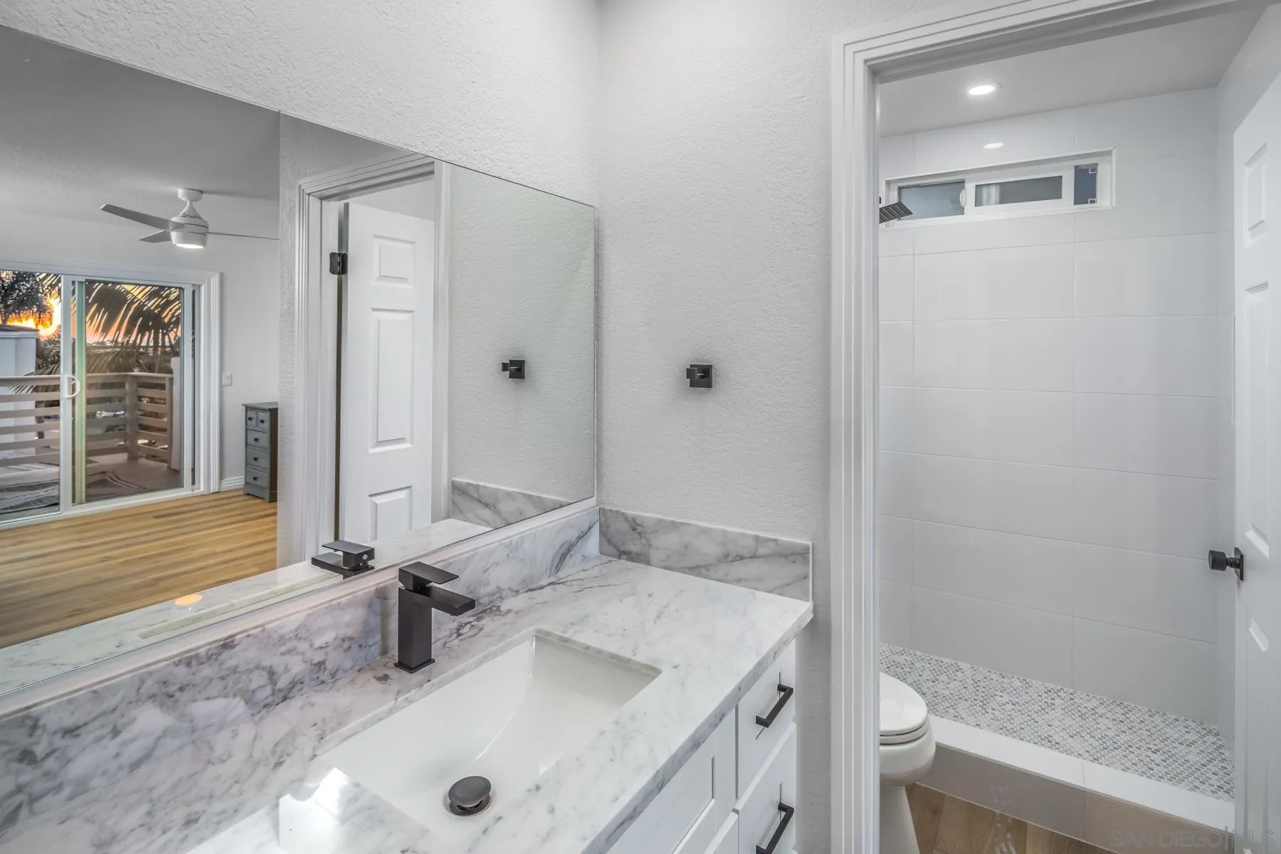 588 Melba Road Encinitas, CA 92024 - Photo 20 of 23 a bathroom with a sink and a tub