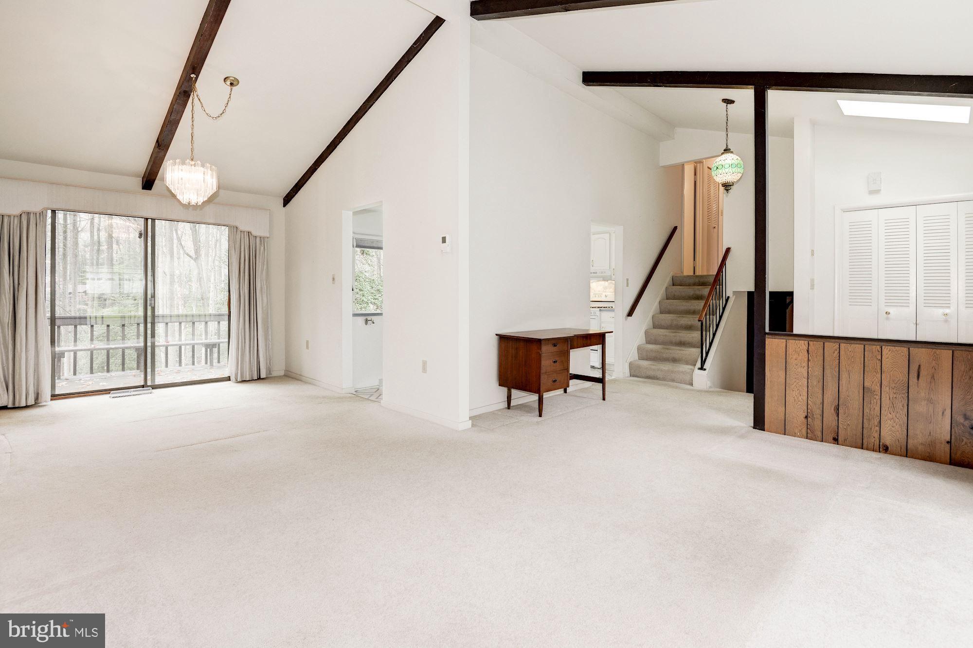 11709 Blue Smoke Trail Reston, VA 20191 - Photo 4 of 29 Gallery Image 4