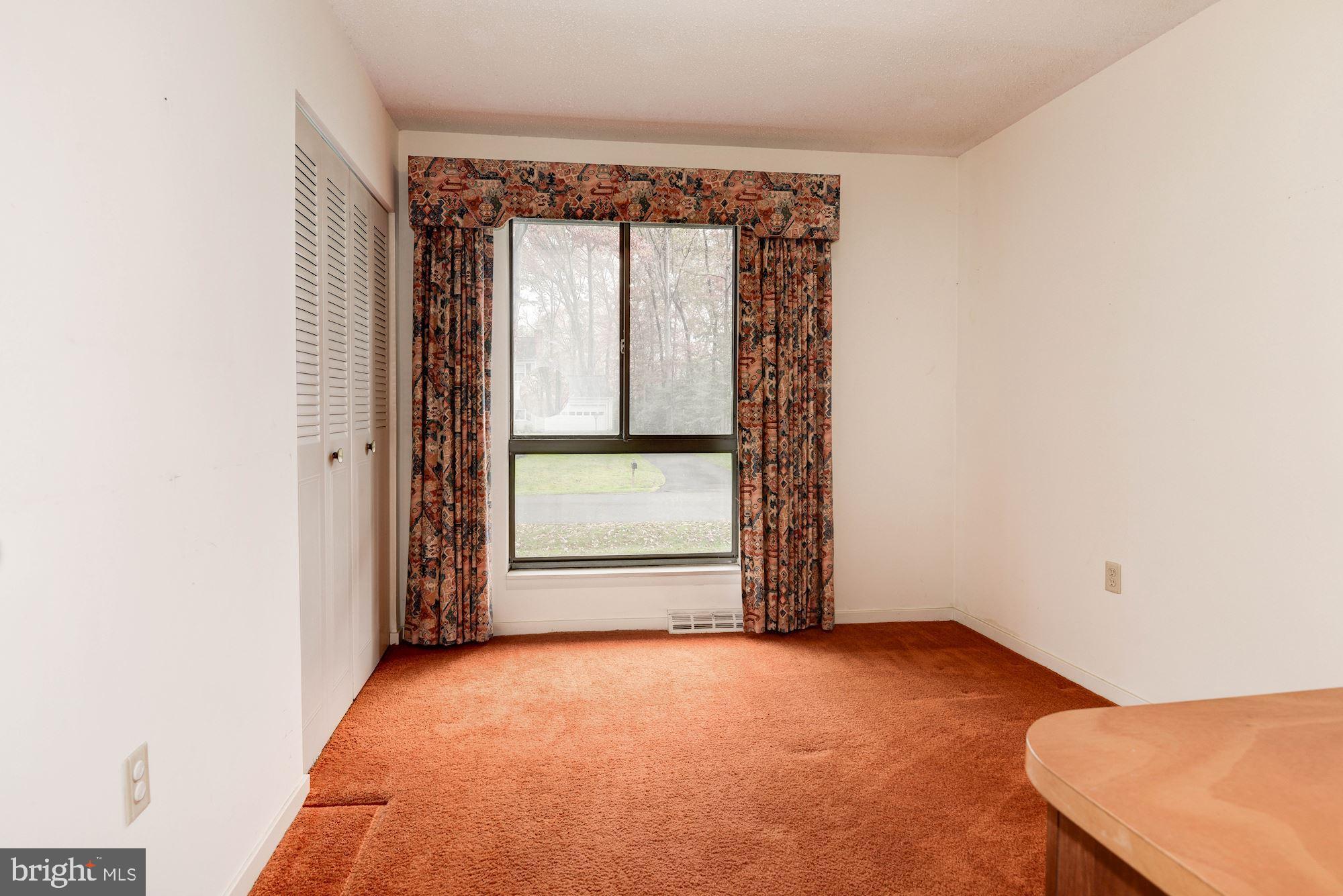 11709 Blue Smoke Trail Reston, VA 20191 - Photo 8 of 29 Gallery Image 8