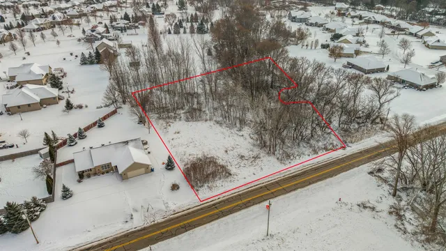 $80,000 | 3273 Bower Creek Road, De Pere, WI 54115