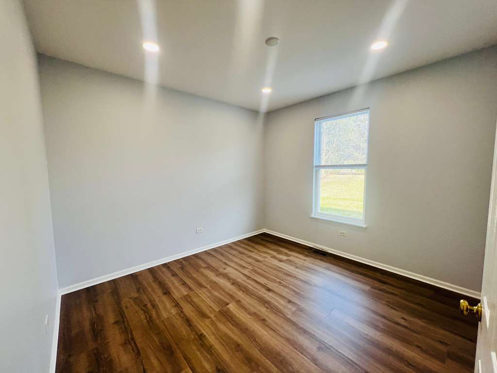 5 Player Court Bolingbrook, IL 60490 - Photo 14 of 42