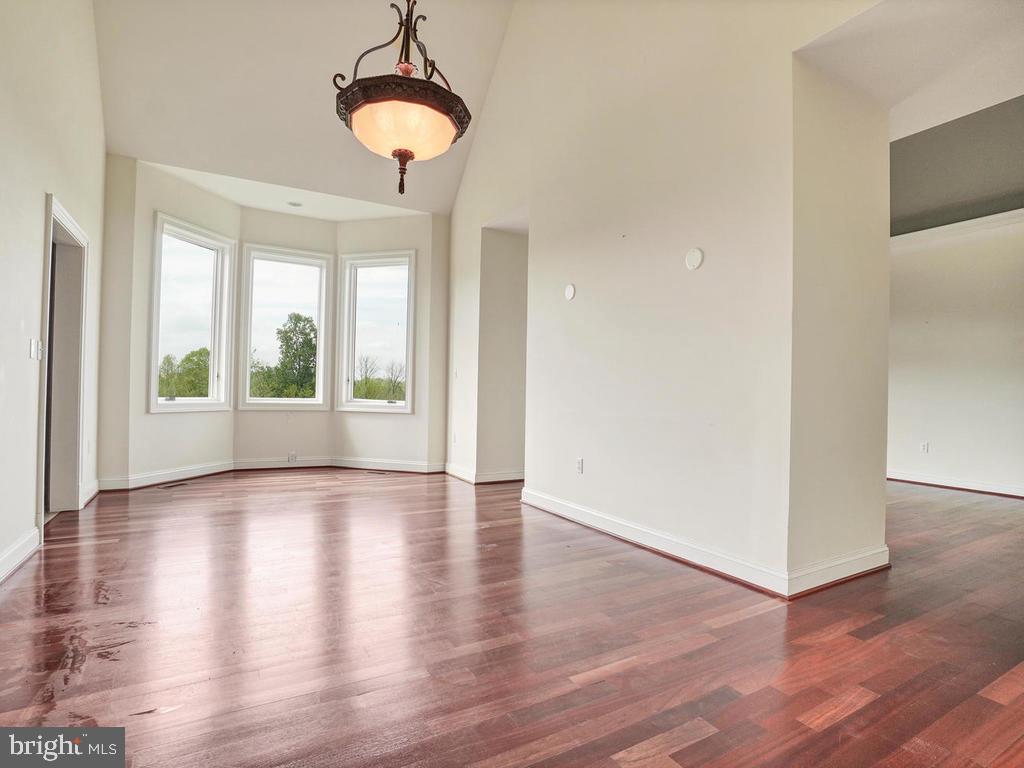 2131 Dixon Road Frederick, MD 21704 - Photo 17 of 65