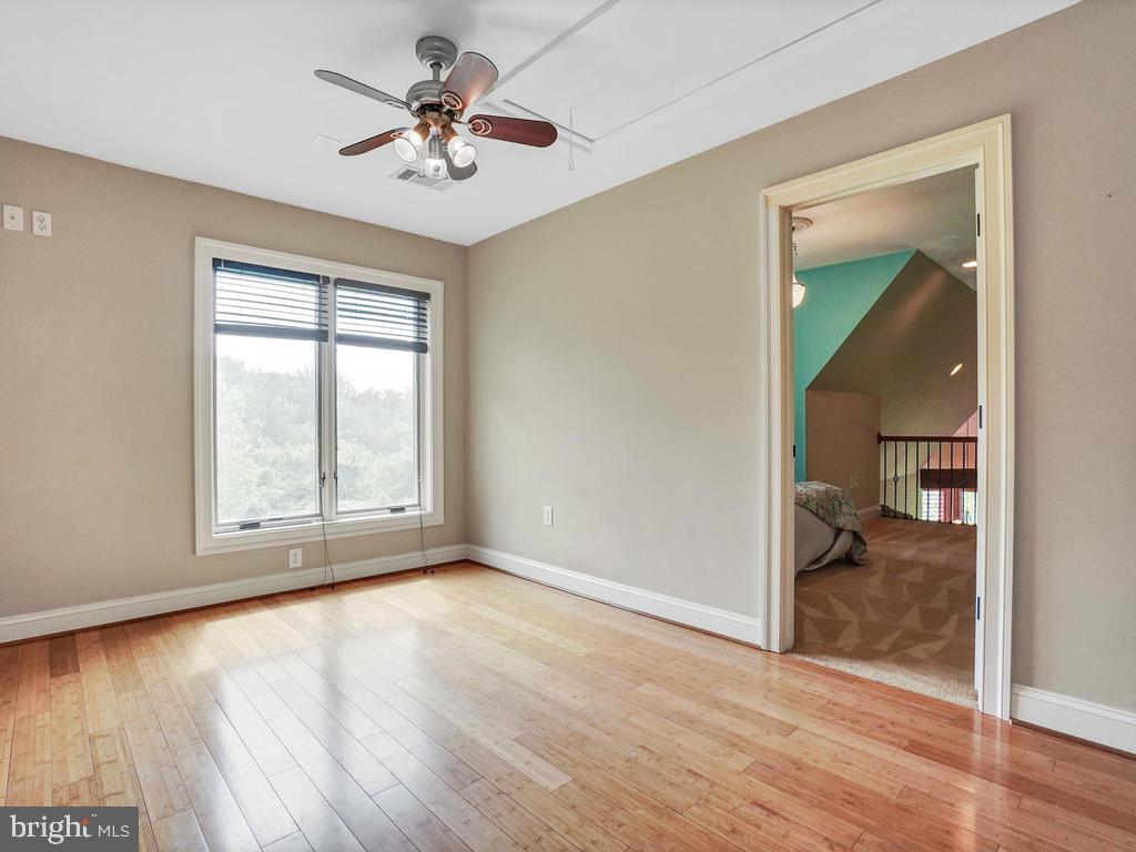 2131 Dixon Road Frederick, MD 21704 - Photo 34 of 65 2nd floor bedroom