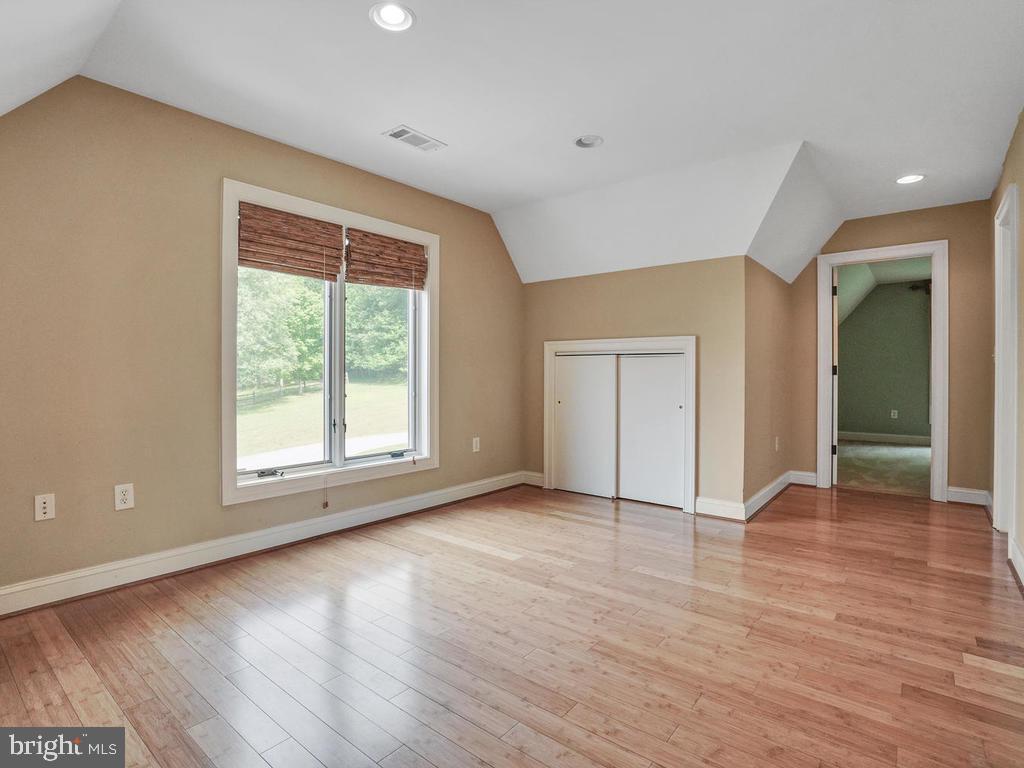 2131 Dixon Road Frederick, MD 21704 - Photo 35 of 65 Bedroom