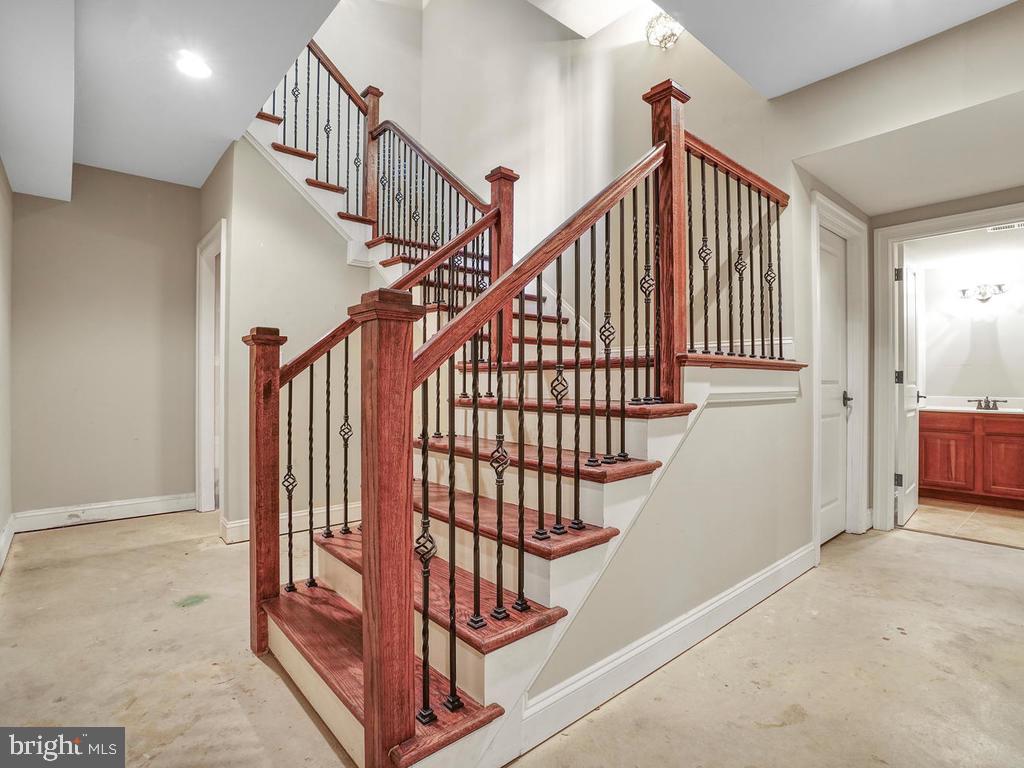 2131 Dixon Road Frederick, MD 21704 - Photo 47 of 65