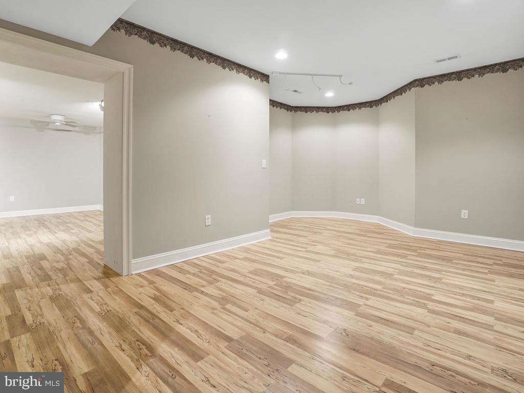 2131 Dixon Road Frederick, MD 21704 - Photo 49 of 65