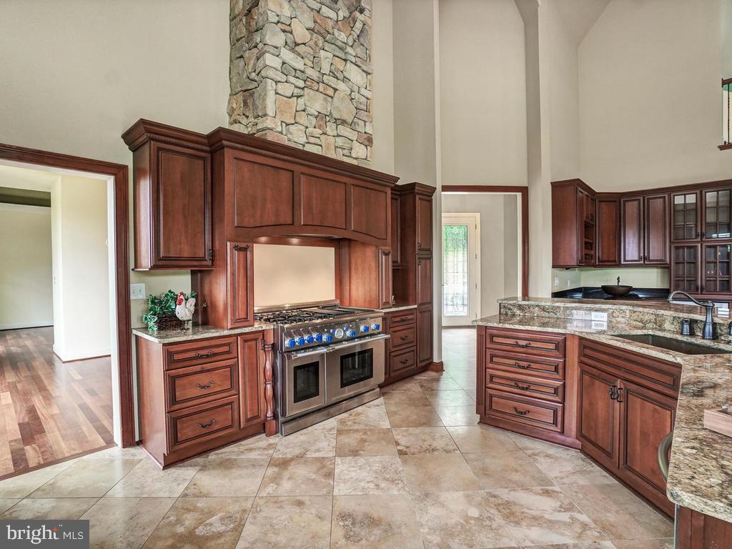 2131 Dixon Road Frederick, MD 21704 - Photo 8 of 65