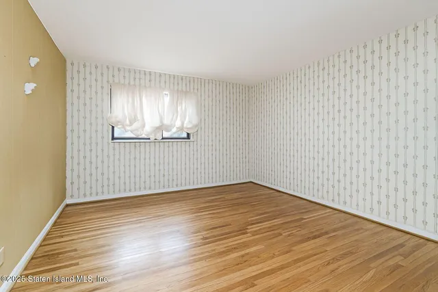 $1,200,000 | 35 Milden Avenue | Emerson Hill