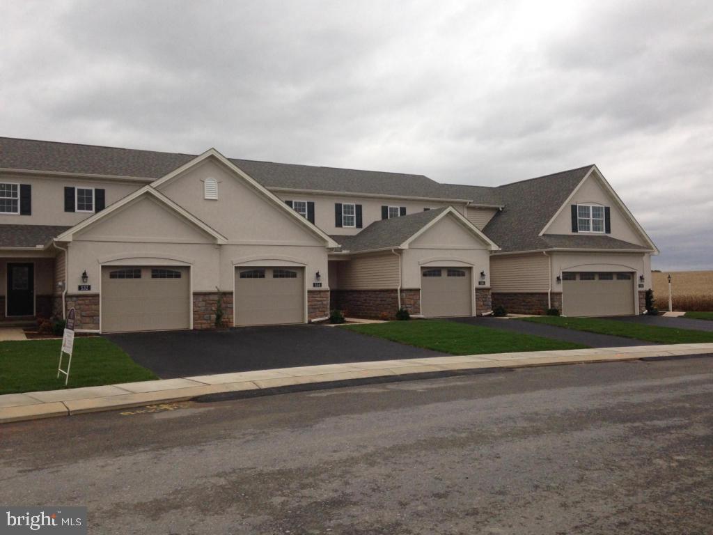 532 White Chapel Road, Unit 16 Lancaster, PA 17603 - Photo 3 of 13