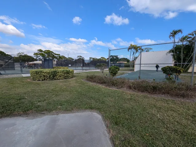 $339,000 | 2454 Northwest 9th Street, Delray Beach, FL 33445