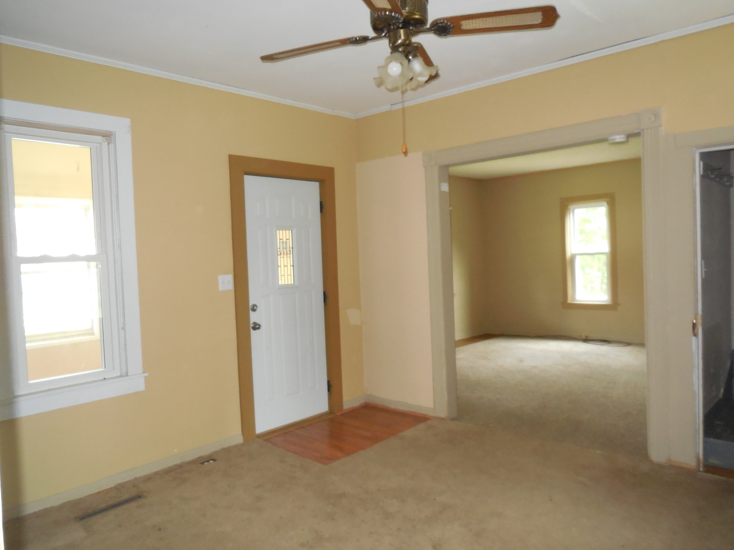 302 East Park Street Morrison, IL 61270 - Photo 8 of 15 a view of livingroom with window