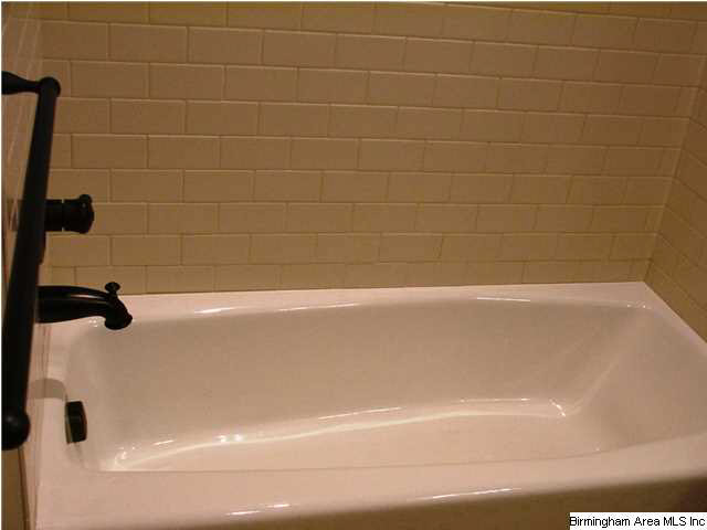 2085 Lancaster Road, Unit 2085 Birmingham, AL 35209 - Photo 17 of 24