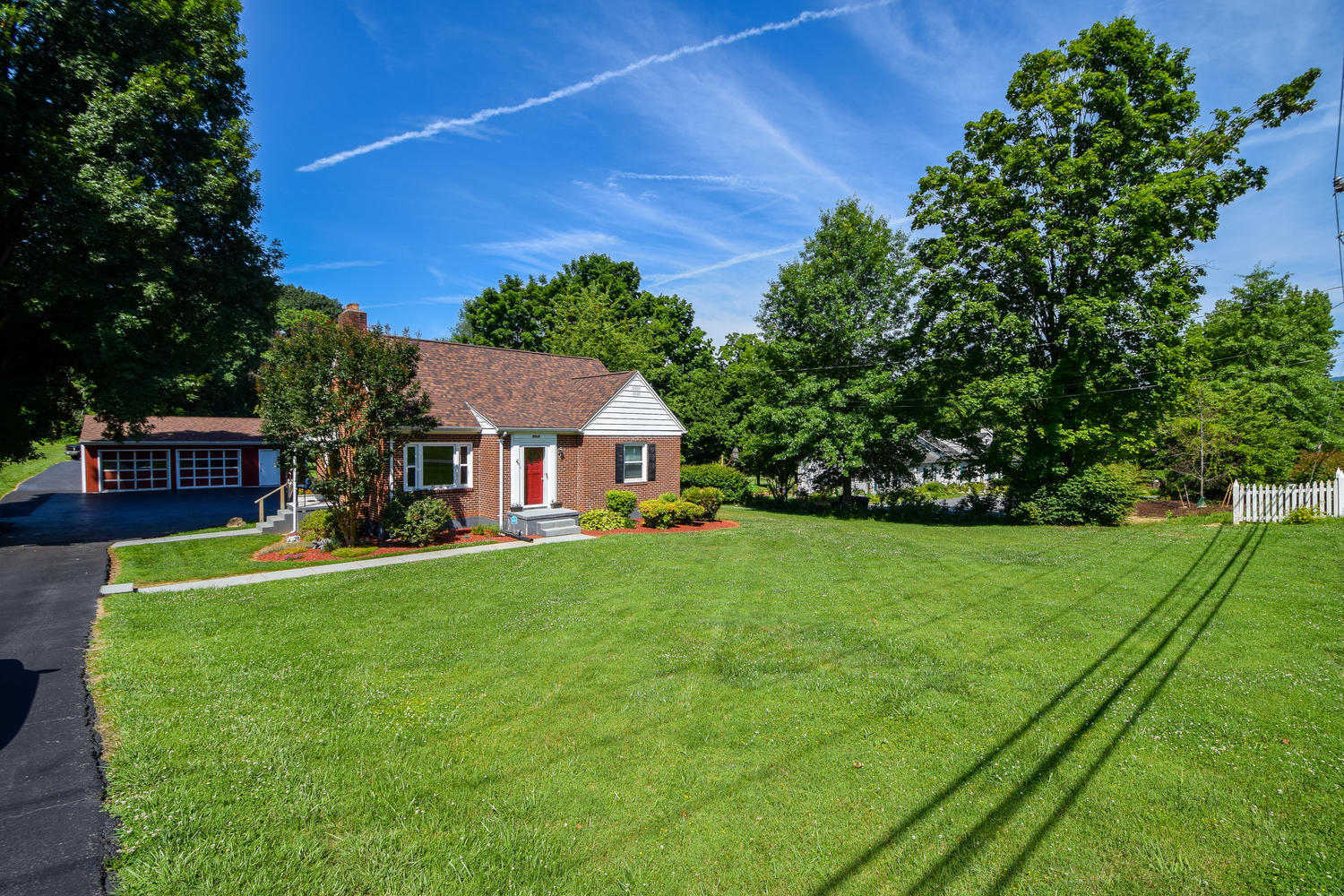 7016 Plantation Road Roanoke, VA 24019 - Photo 15 of 31 7016 Plantation Rd Hollins VA-large-015-