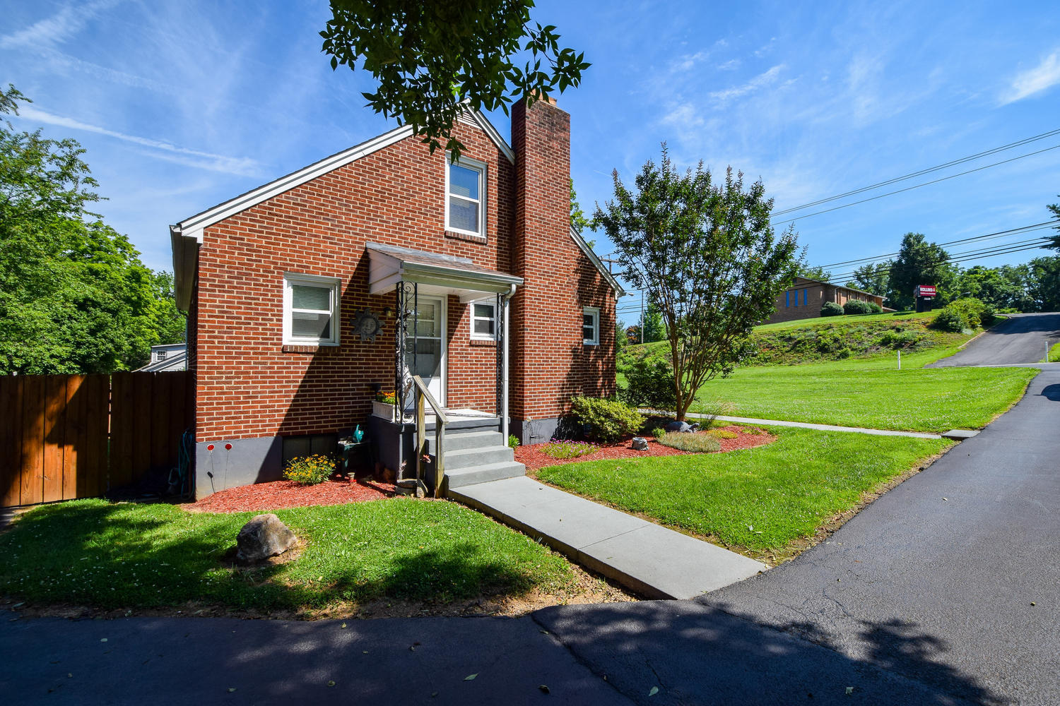 7016 Plantation Road Roanoke, VA 24019 - Photo 19 of 31 7016 Plantation Rd Hollins VA-large-019-