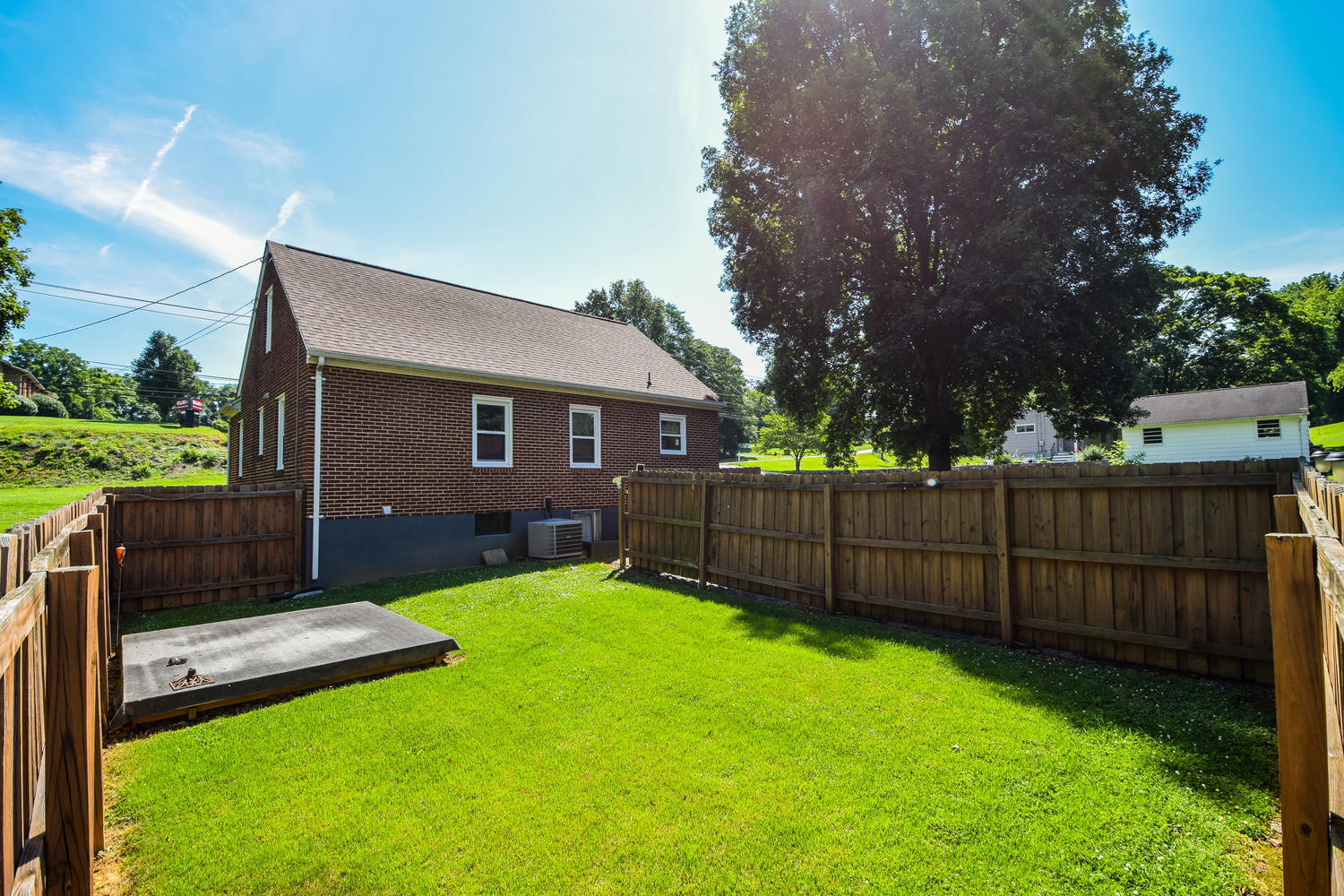 7016 Plantation Road Roanoke, VA 24019 - Photo 27 of 31 7016 Plantation Rd Hollins VA-large-027-