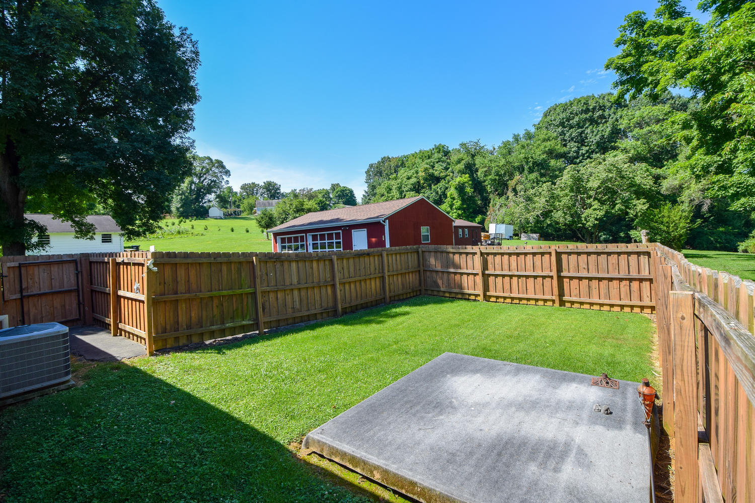 7016 Plantation Road Roanoke, VA 24019 - Photo 28 of 31 7016 Plantation Rd Hollins VA-large-028-