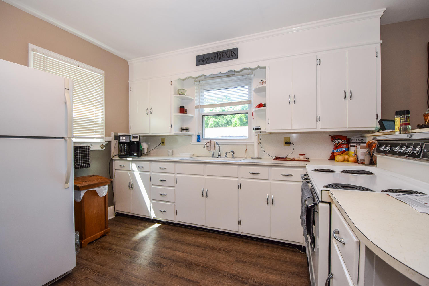 7016 Plantation Road Roanoke, VA 24019 - Photo 6 of 31 7016 Plantation Rd Hollins VA-large-006-