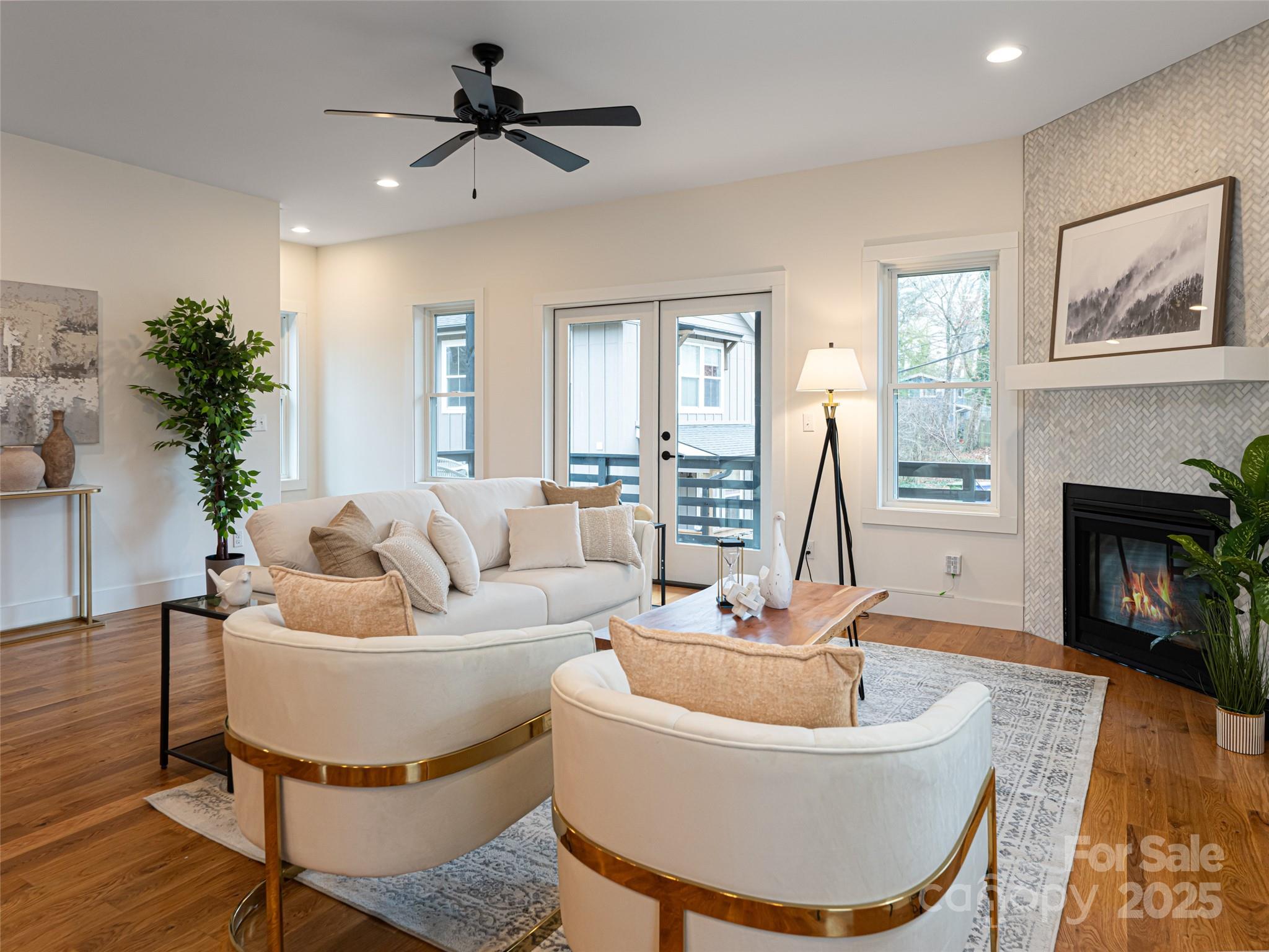 197 Chatham Road Asheville, NC 28804 - Photo 4 of 46