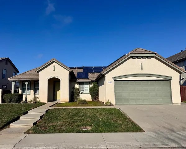 $679,900 | 6619 Ponta Do Sol Way, Elk Grove, CA 95757