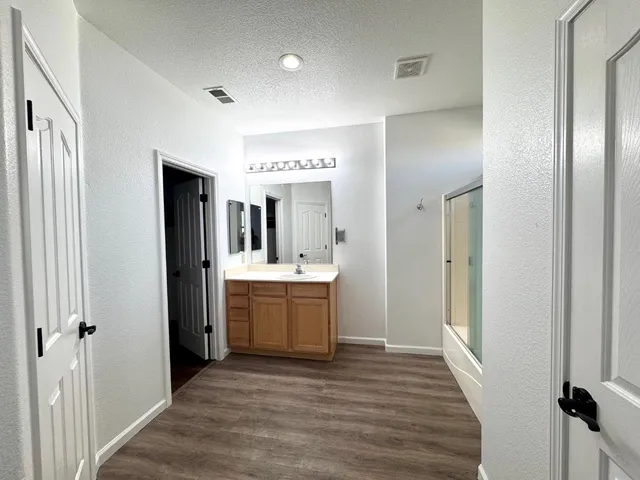 $679,900 | 6619 Ponta Do Sol Way, Elk Grove, CA 95757