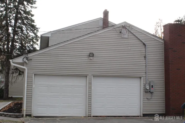 $999,999 | 1 Sussex Road, East Brunswick, NJ 08816