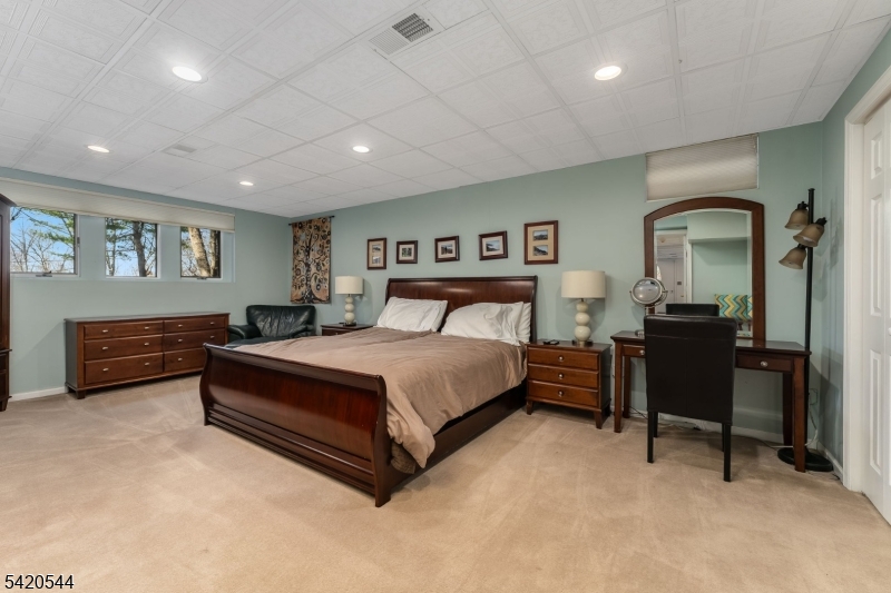 828 Star View Way Bridgewater, NJ 08807 - Photo 29 of 38