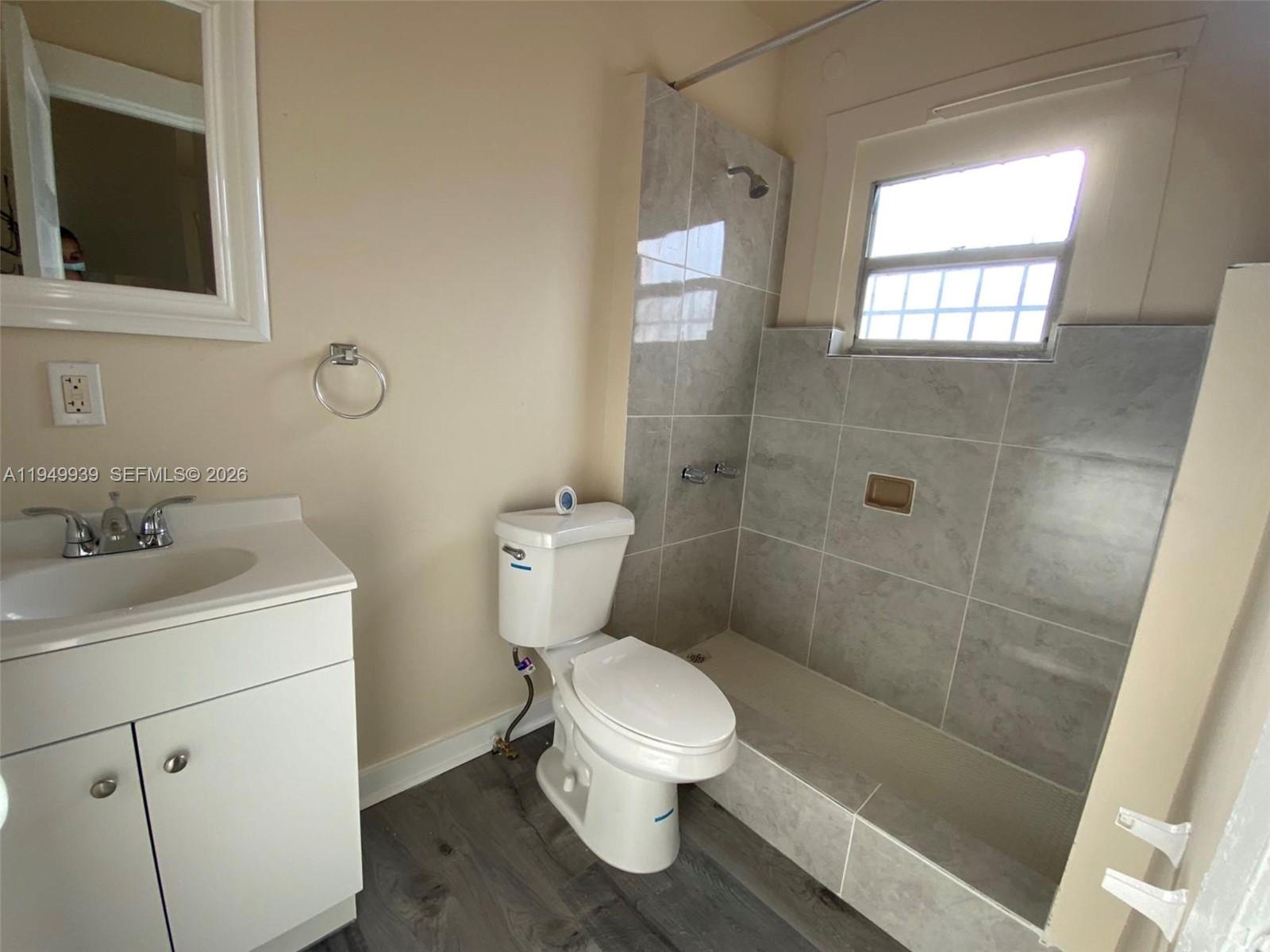 1011 Southwest 5th Street, Unit 2 Miami, FL 33130 - Photo 8 of 11