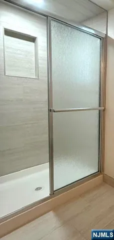 $4,200 | 920 East Lawn Drive, Teaneck, NJ 07666