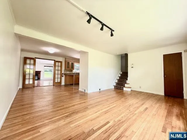 $4,200 | 920 East Lawn Drive, Teaneck, NJ 07666