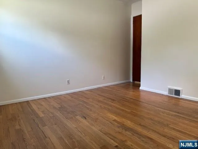 $4,200 | 920 East Lawn Drive, Teaneck, NJ 07666