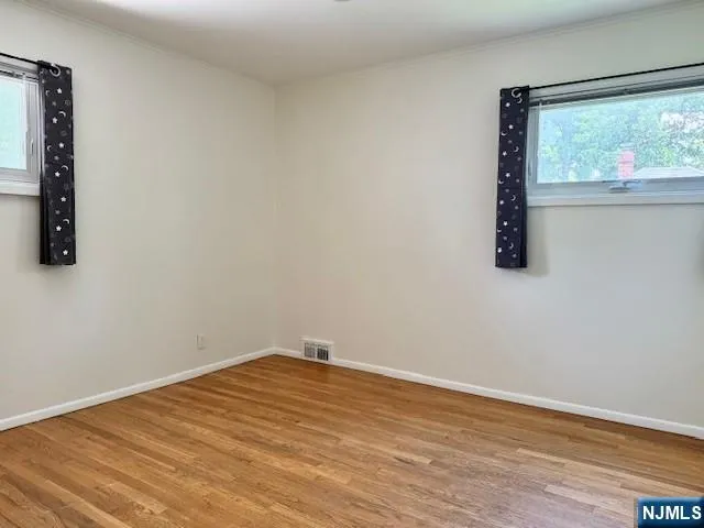 $4,200 | 920 East Lawn Drive, Teaneck, NJ 07666