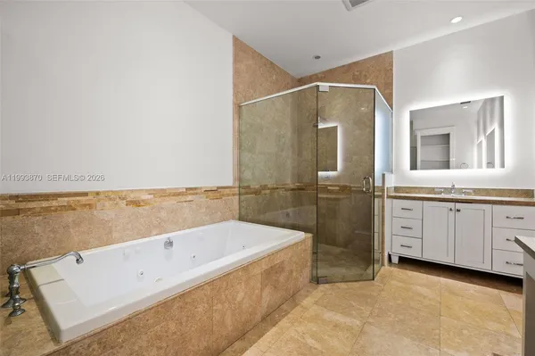 $16,500 | 530 Valencia Avenue, Unit 2, Coral Gables, FL 33134