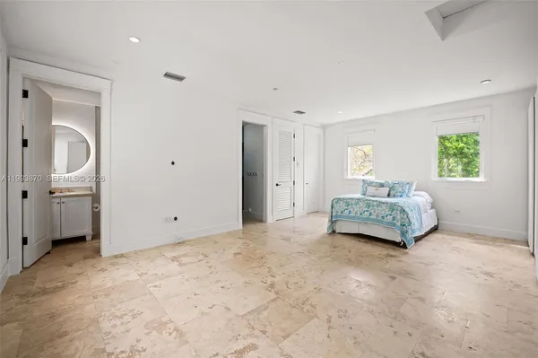 $16,500 | 530 Valencia Avenue, Unit 2, Coral Gables, FL 33134