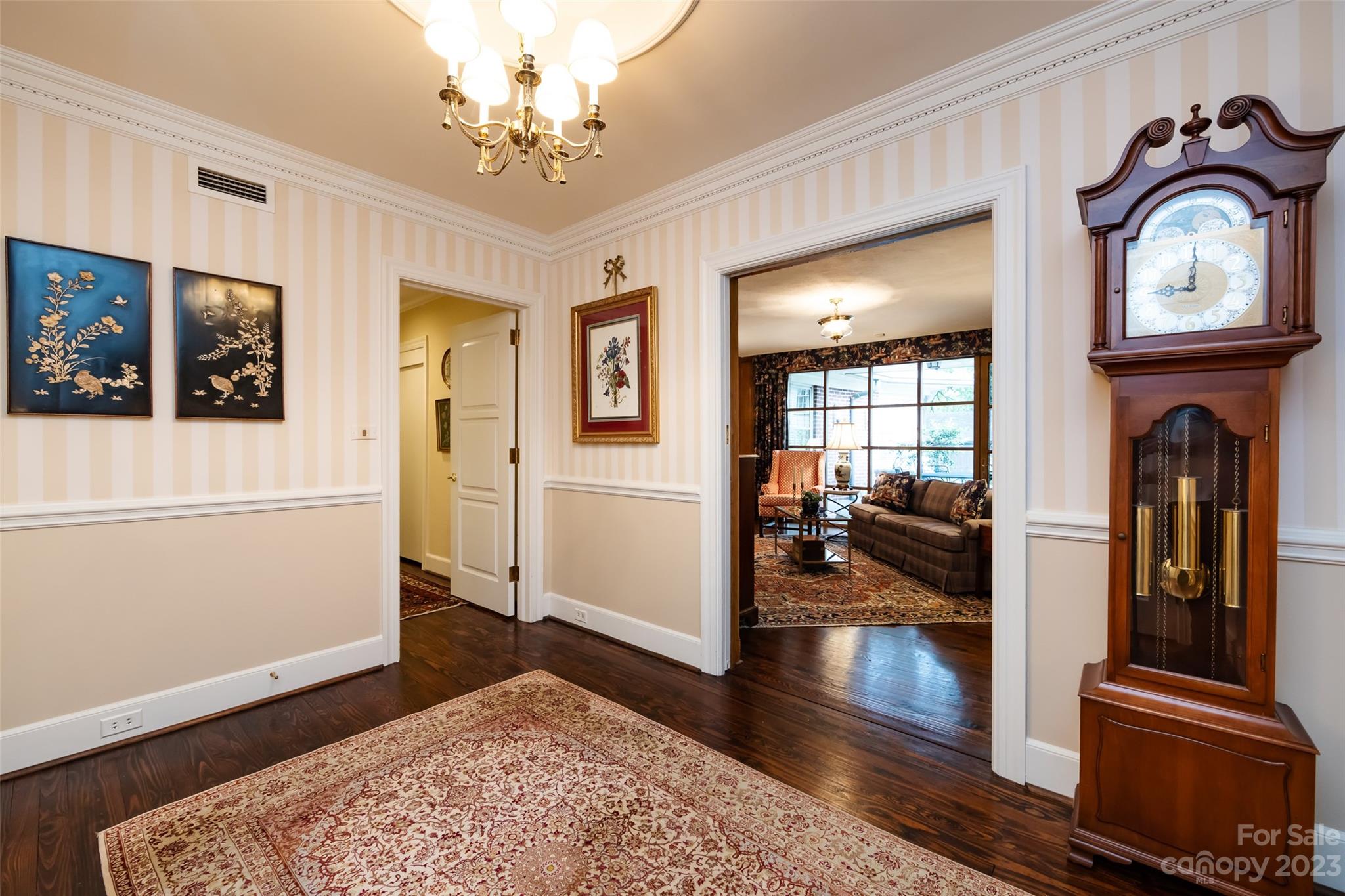 818 Colville Road Charlotte, NC 28207 - Photo 12 of 45 Gallery Image 12