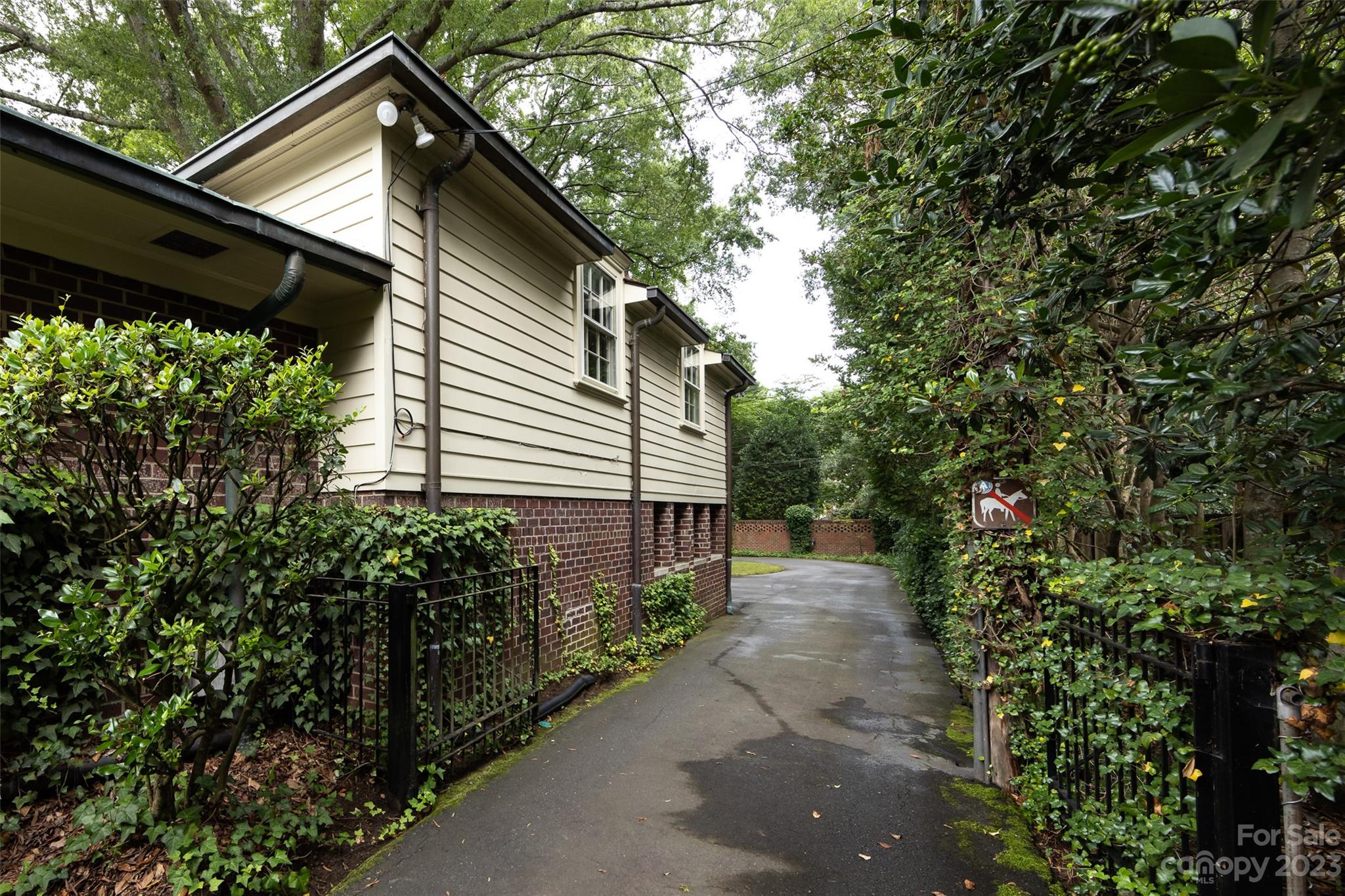 818 Colville Road Charlotte, NC 28207 - Photo 39 of 45 Gallery Image 39