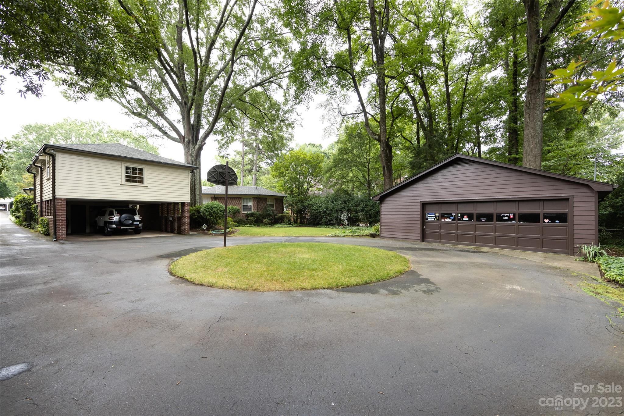 818 Colville Road Charlotte, NC 28207 - Photo 42 of 45 Gallery Image 42