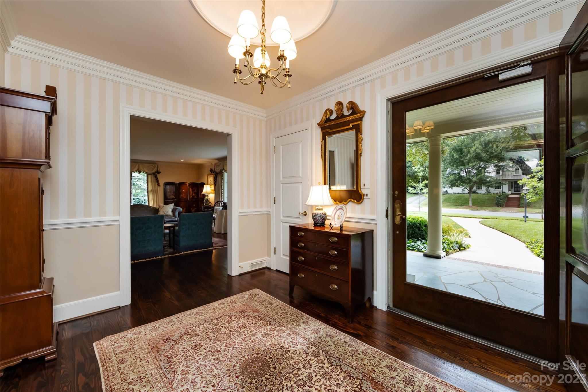 818 Colville Road Charlotte, NC 28207 - Photo 10 of 45 Gallery Image 10
