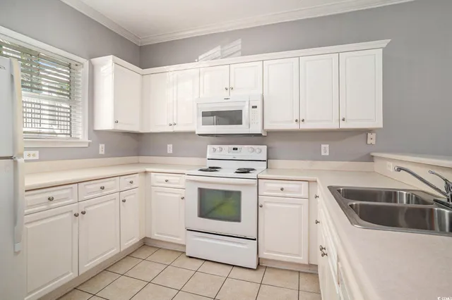 $167,900 | 302 Kiskadee Loop, Unit 2F, Conway, SC 29526